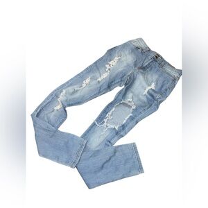 Fashion Nova Distressed Light‎ Blue Jeans